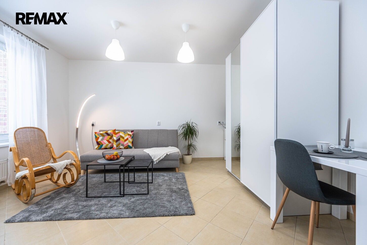 1+kk, Smíchovská 2731, Praha Stodůlky, 24 m²
