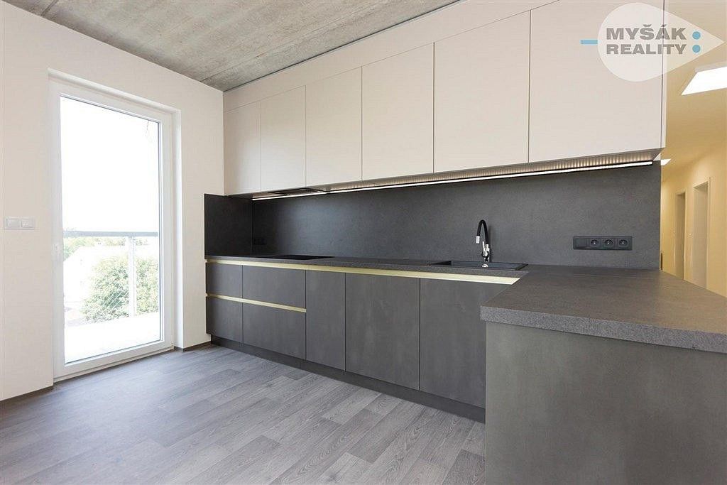 Prodej byt 4+kk - Vrchlického, Kladno - Kročehlavy, 148 m² - 5