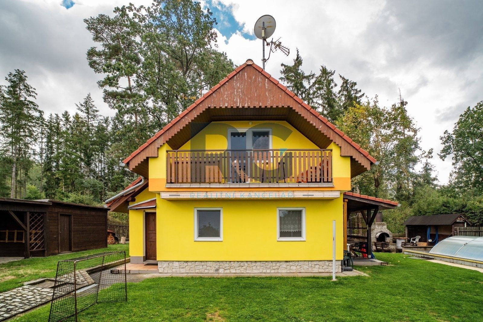 Chaty, Vojníkov, 140 m² - 2