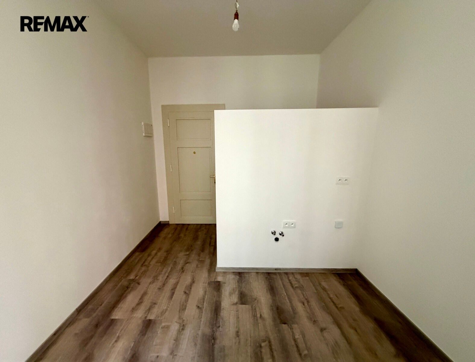 1+kk, Přibyslavská 1223, Praha Žižkov, 15 m² - 2