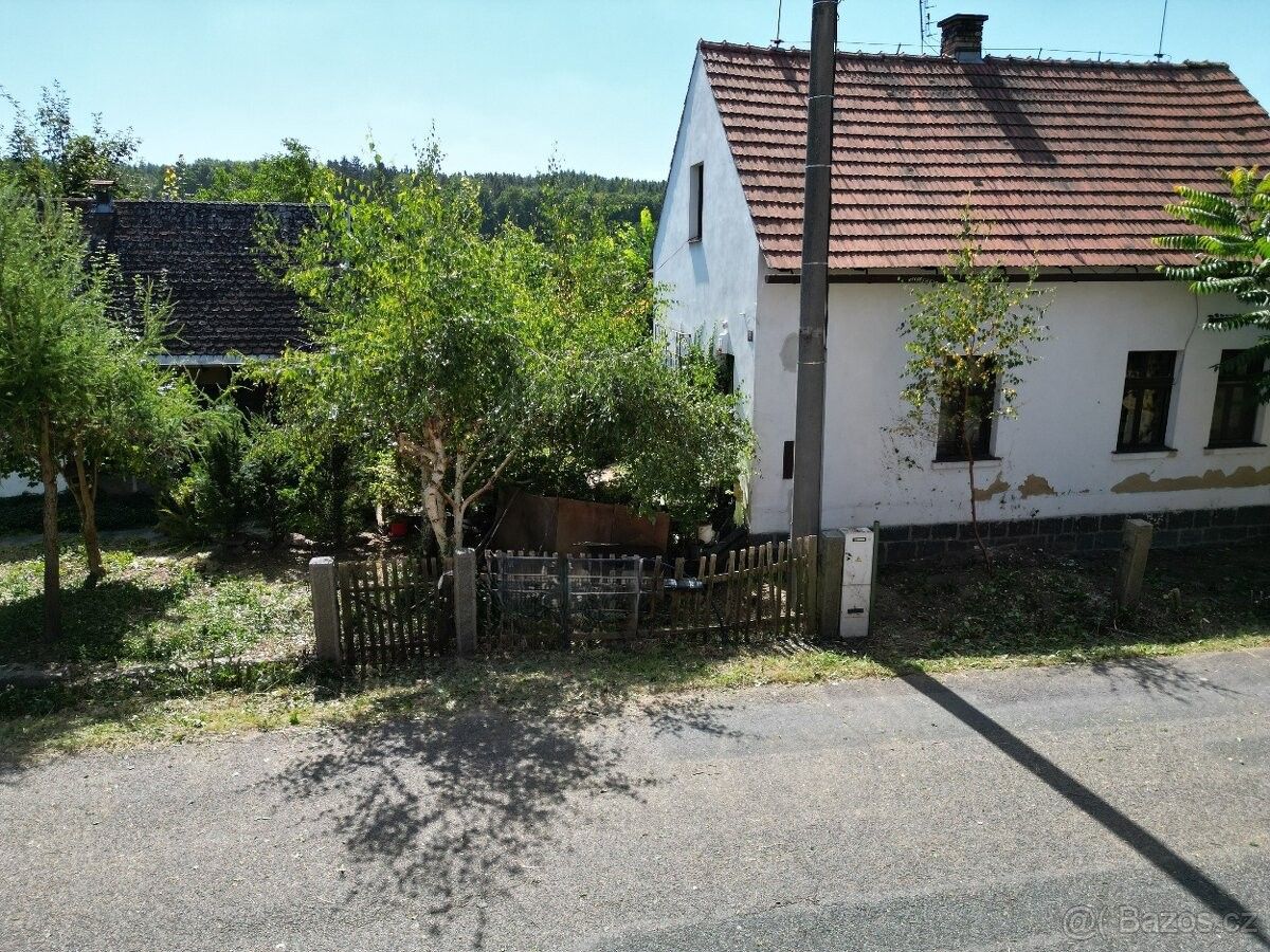 Chaty, Blatno, 430 01