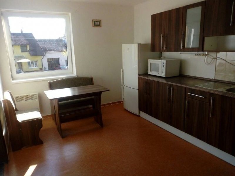 Byty, Nivnice, 687 51