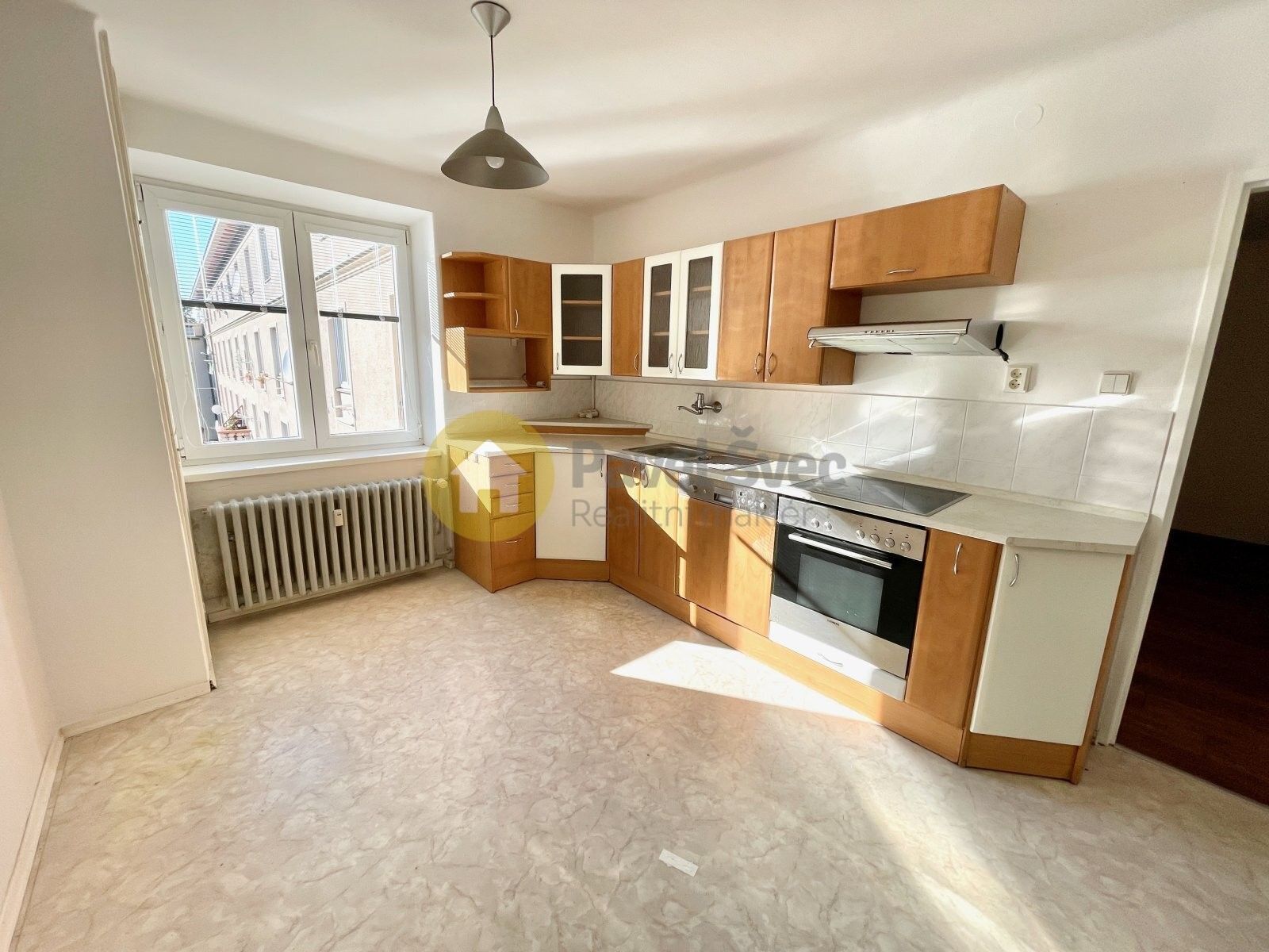 Pronájem byt 2+1 - Mikoláše Alše, Strakonice, 65 m²