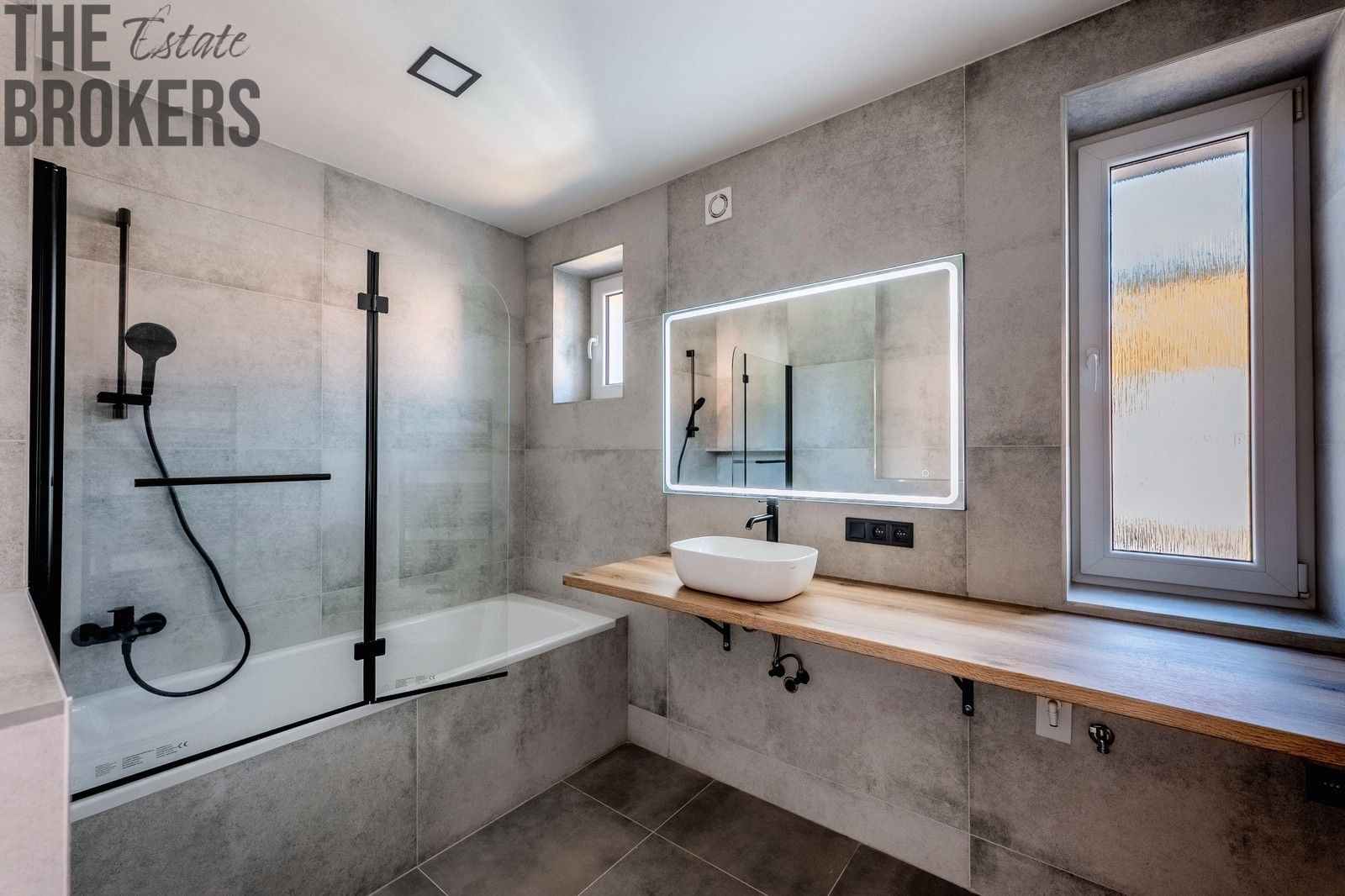 Prodej rodinný dům - Na Blatech, Libiš, 98 m²