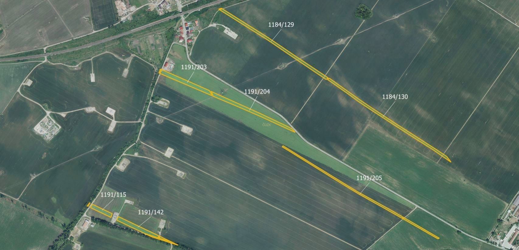 Prodej zemědělský pozemek - Týnec