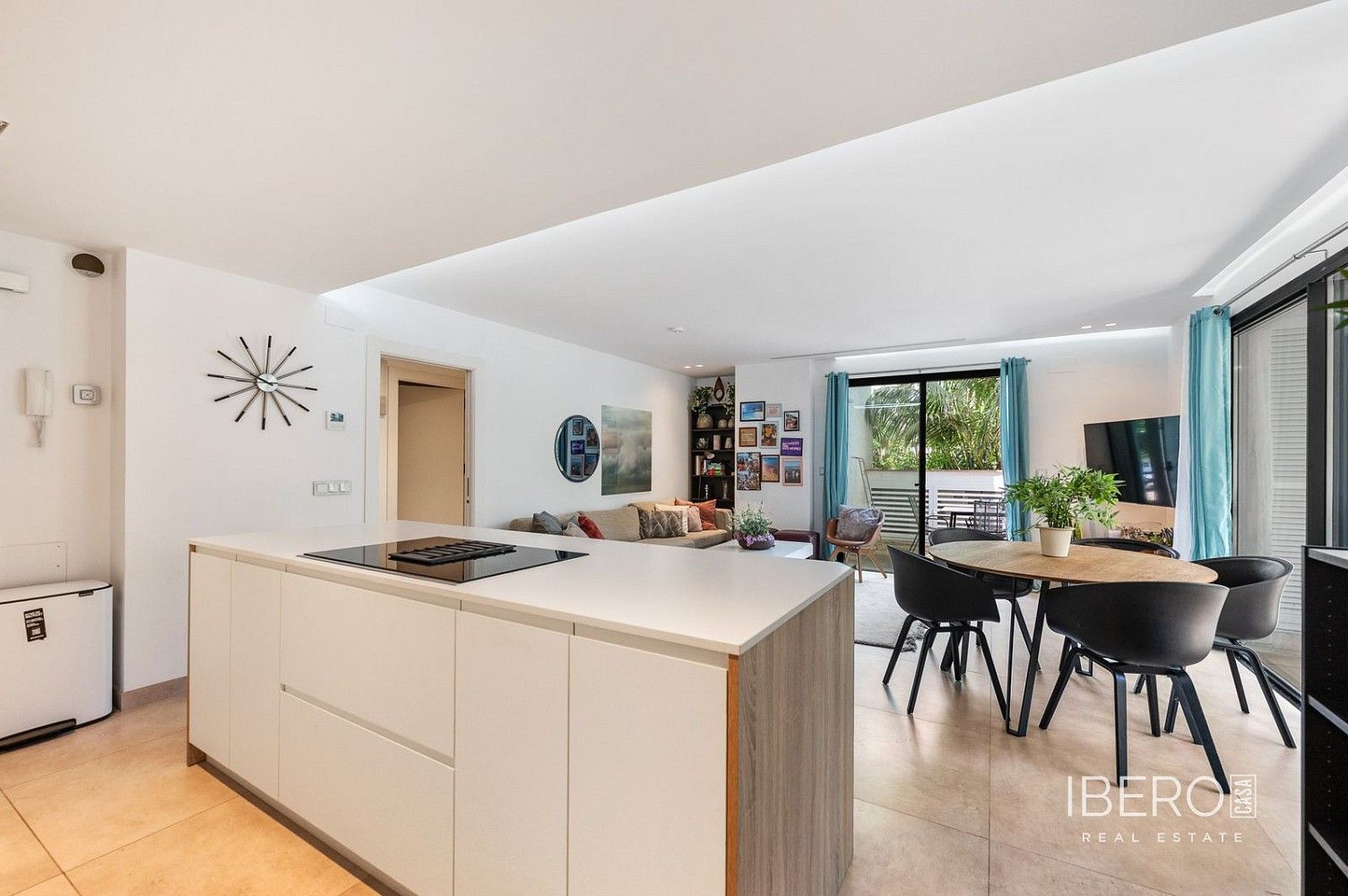 4+kk, Puerto Banús, Španělsko, 154 m² - 1
