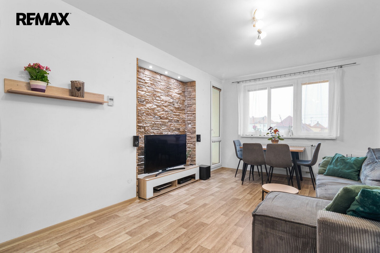 3+kk, Jiráskova, Veltrusy, okres Mělník, 52 m² - 2