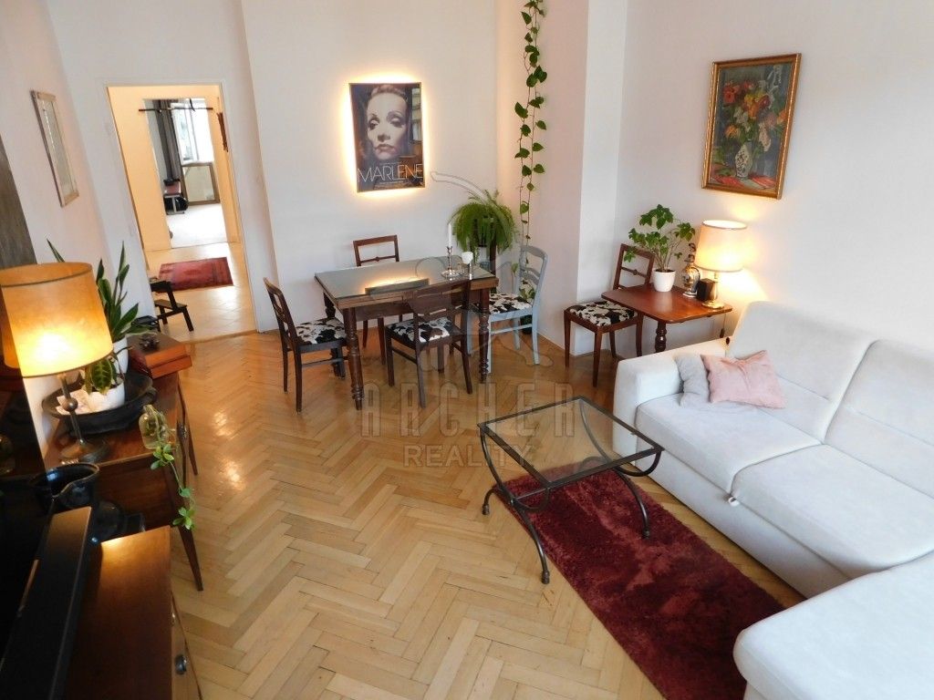 Prodej byt 1+1 - Štefánikova, Praha, 61 m²