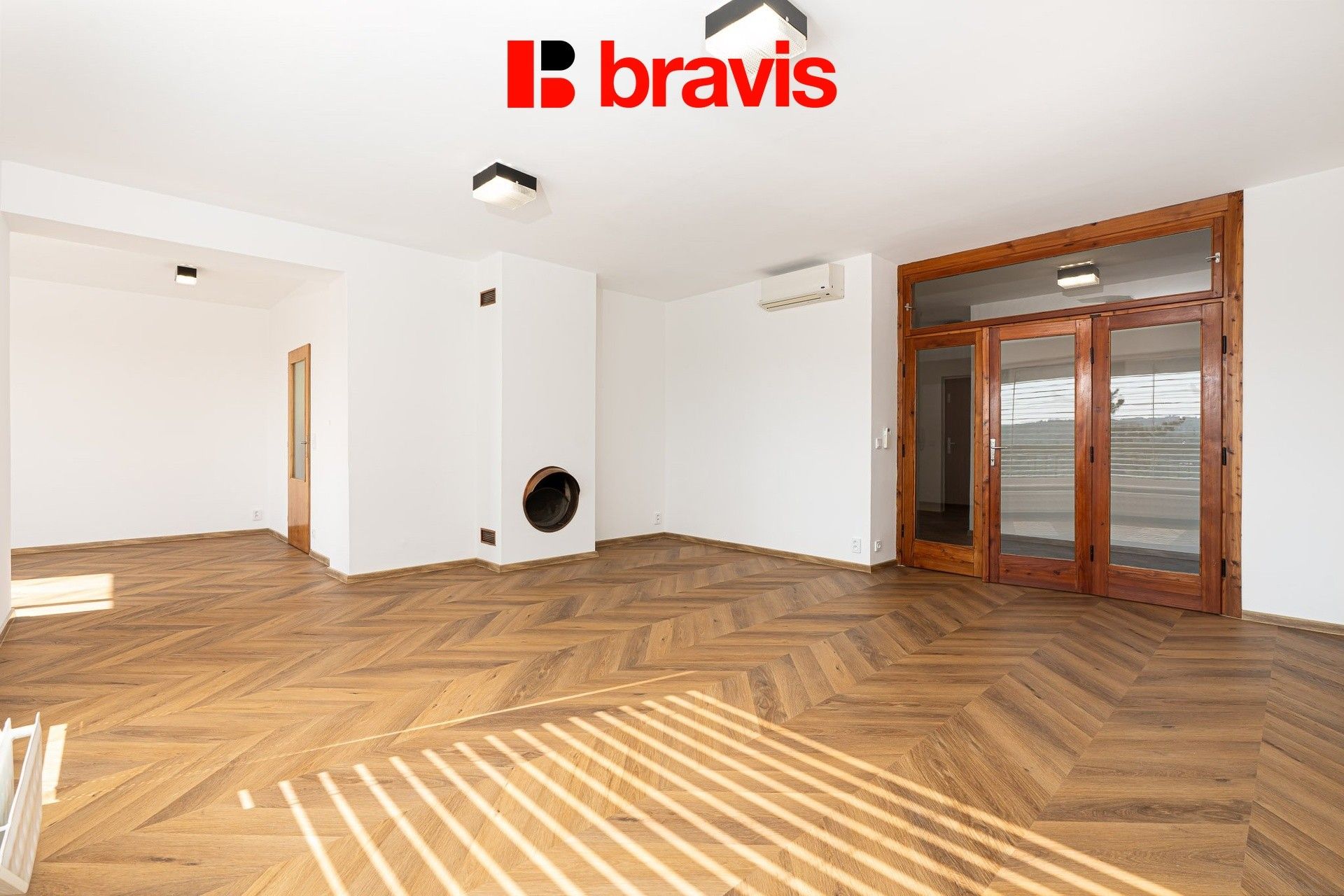 Pronájem byt 4+1 - Rezkova 701, Brno Stránice, 147 m² - 5