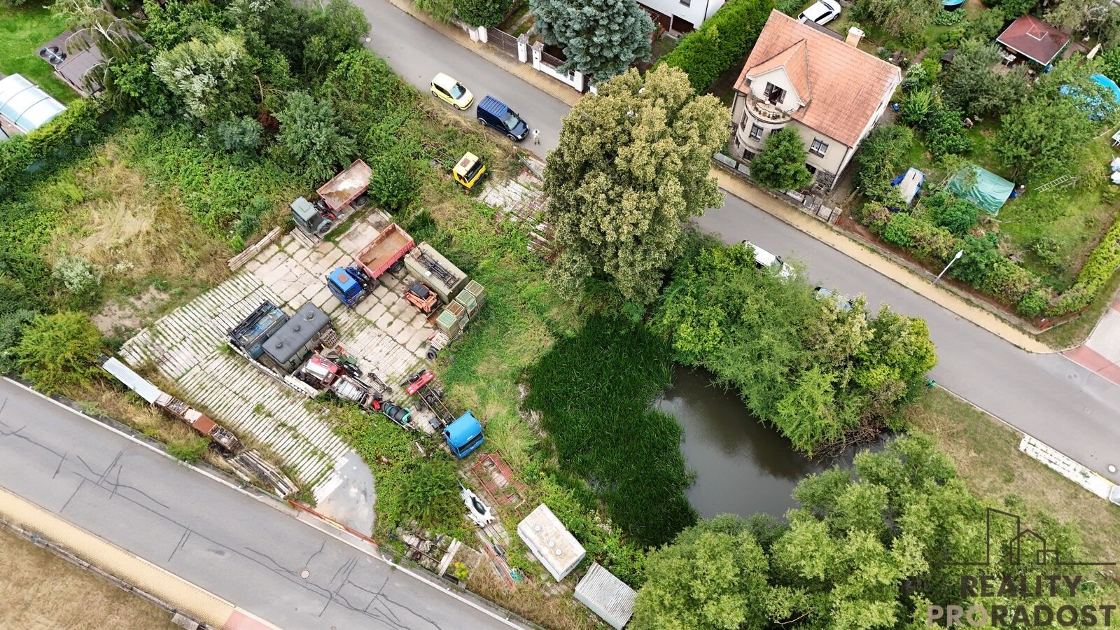 Pozemek pro bydlení · 817 m² · Praha - 4