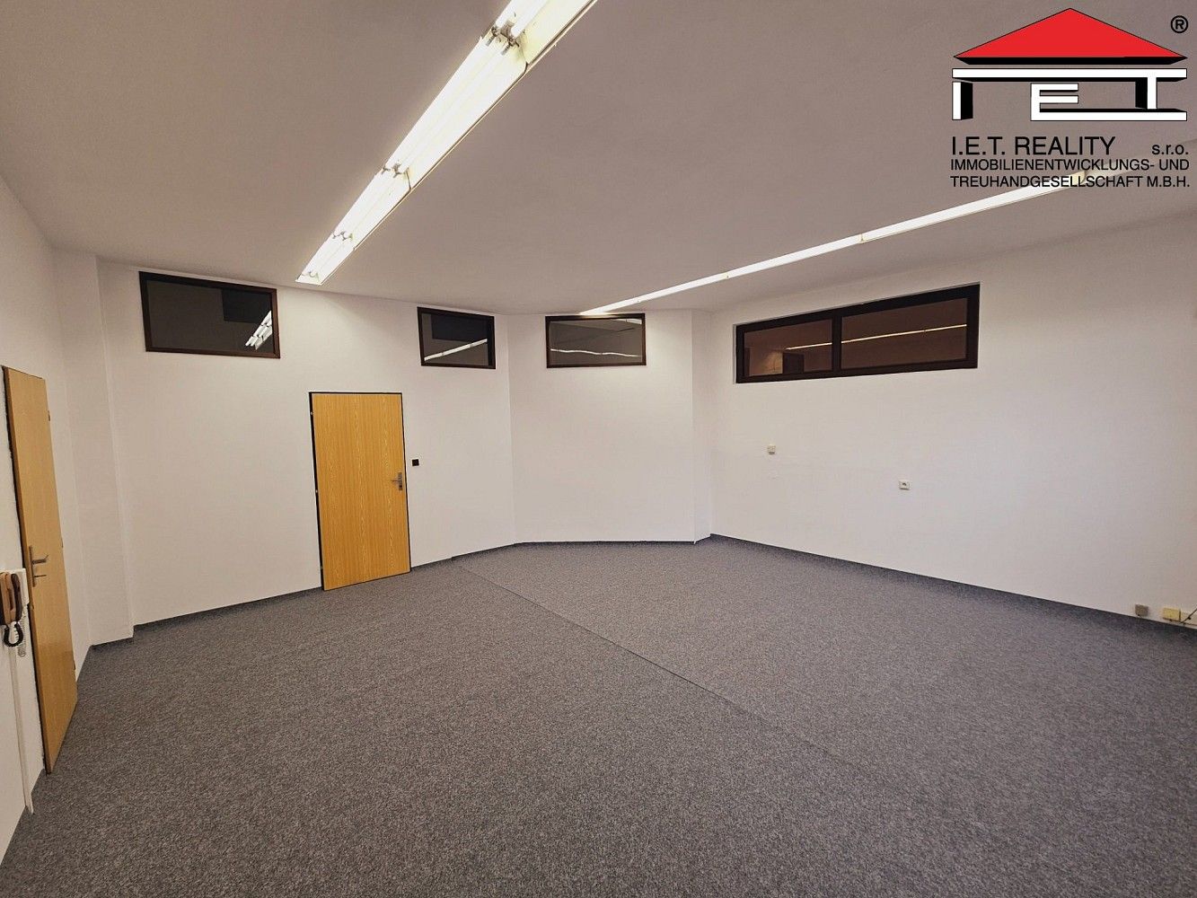 Kanceláře, Frýdek-Místek - Místek, Moravskoslezský kraj, 300 m² - 1