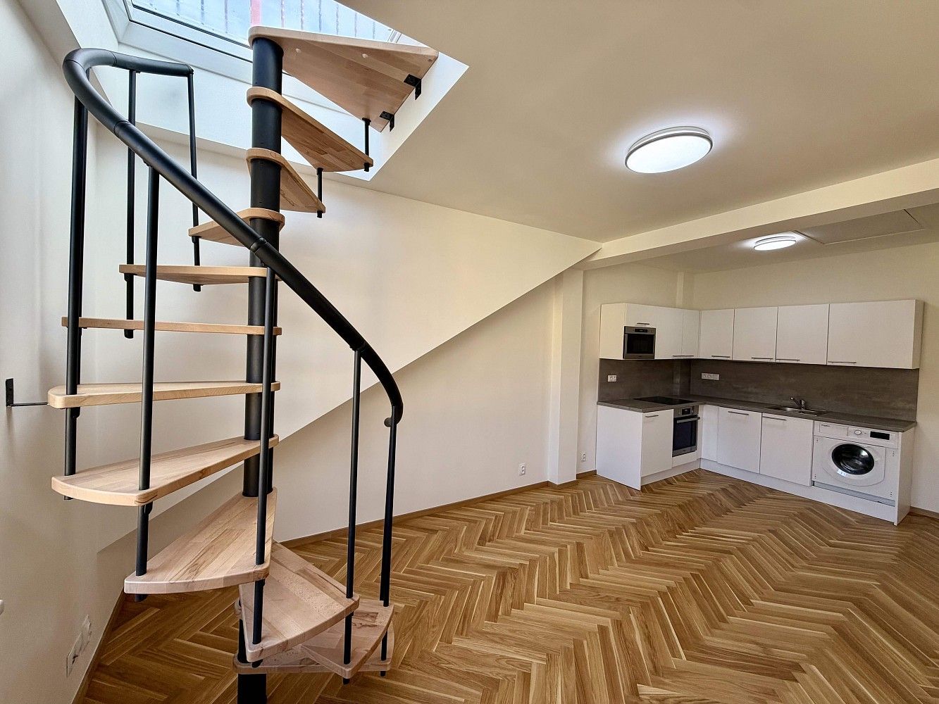 Prodej byt 2+kk - Petřínská, Praha 5 - Malá Strana, 44 m² - 2