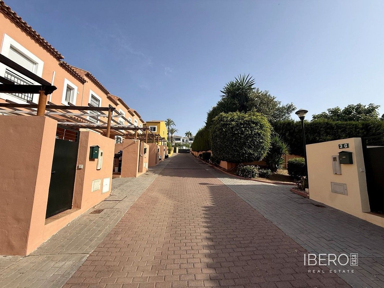 Prodej rodinný dům - Calahonda, ES, 123 m² - 2