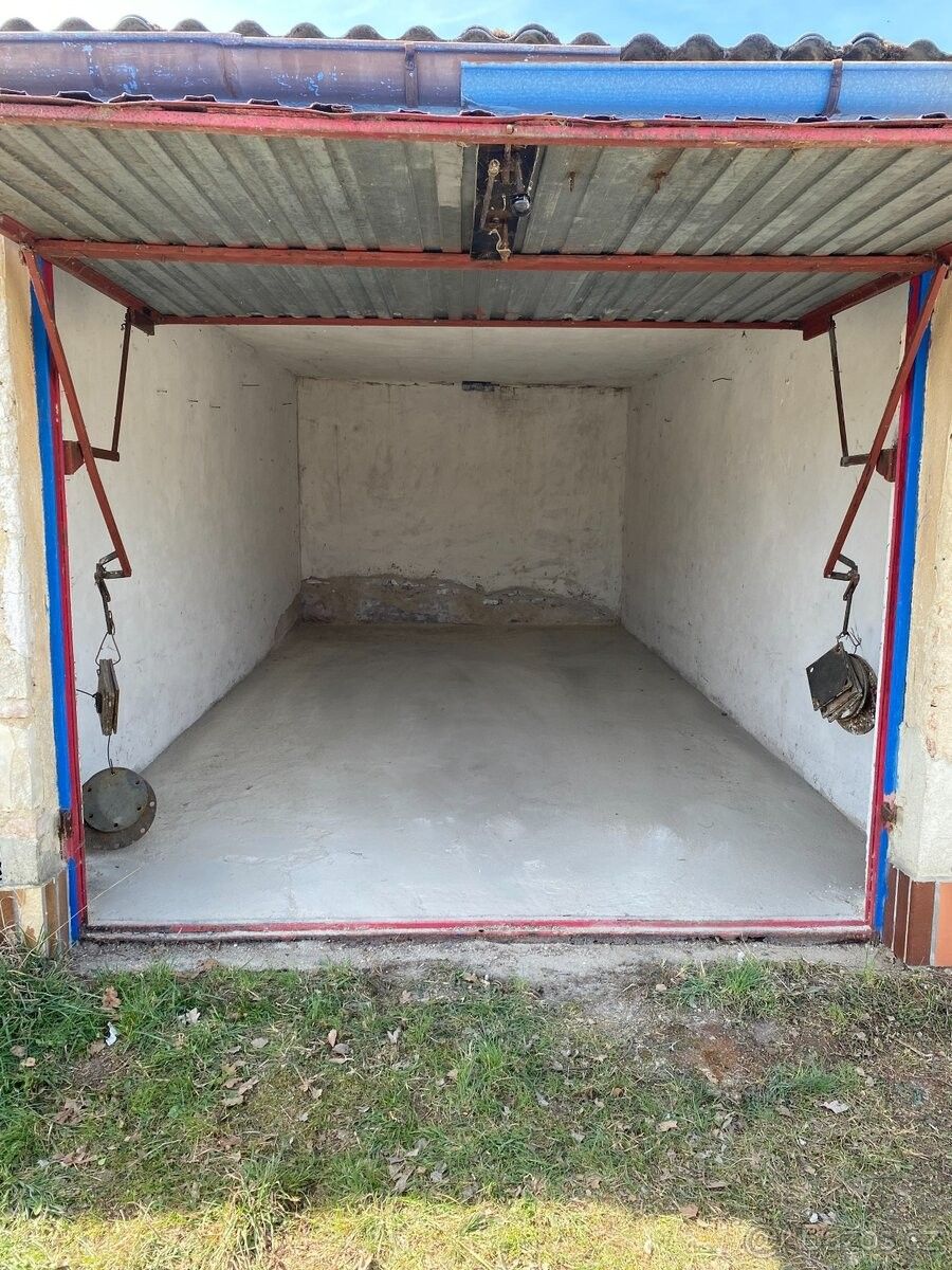 Garáž · Cheb, 350 02 - 4