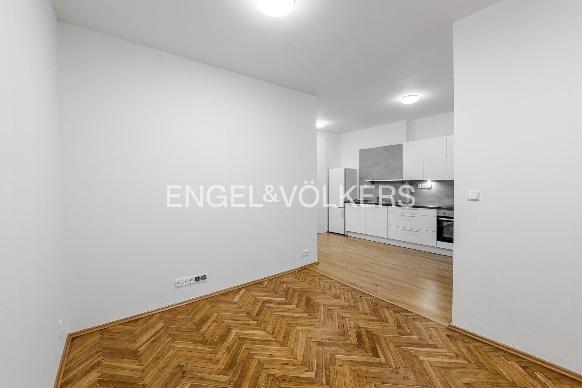 Pronájem byt 1+kk - Sládkova, Praha, 42 m²