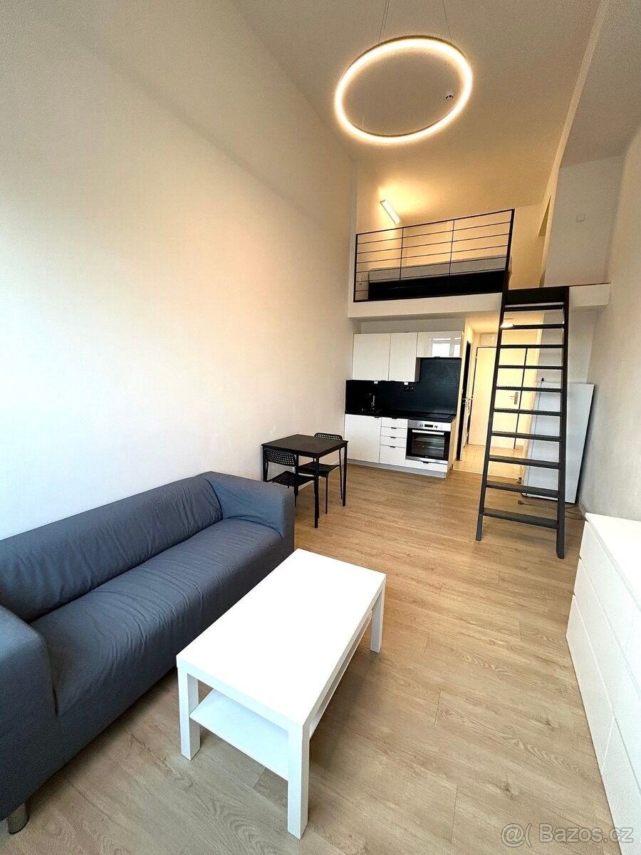 Pronájem byt 1+kk - Praha, 198 00, 30 m²