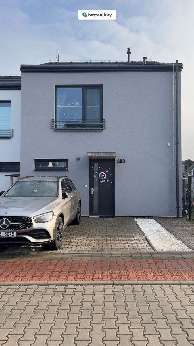 Rodinné domy, Pivoňková, Zlonín, 114 m²