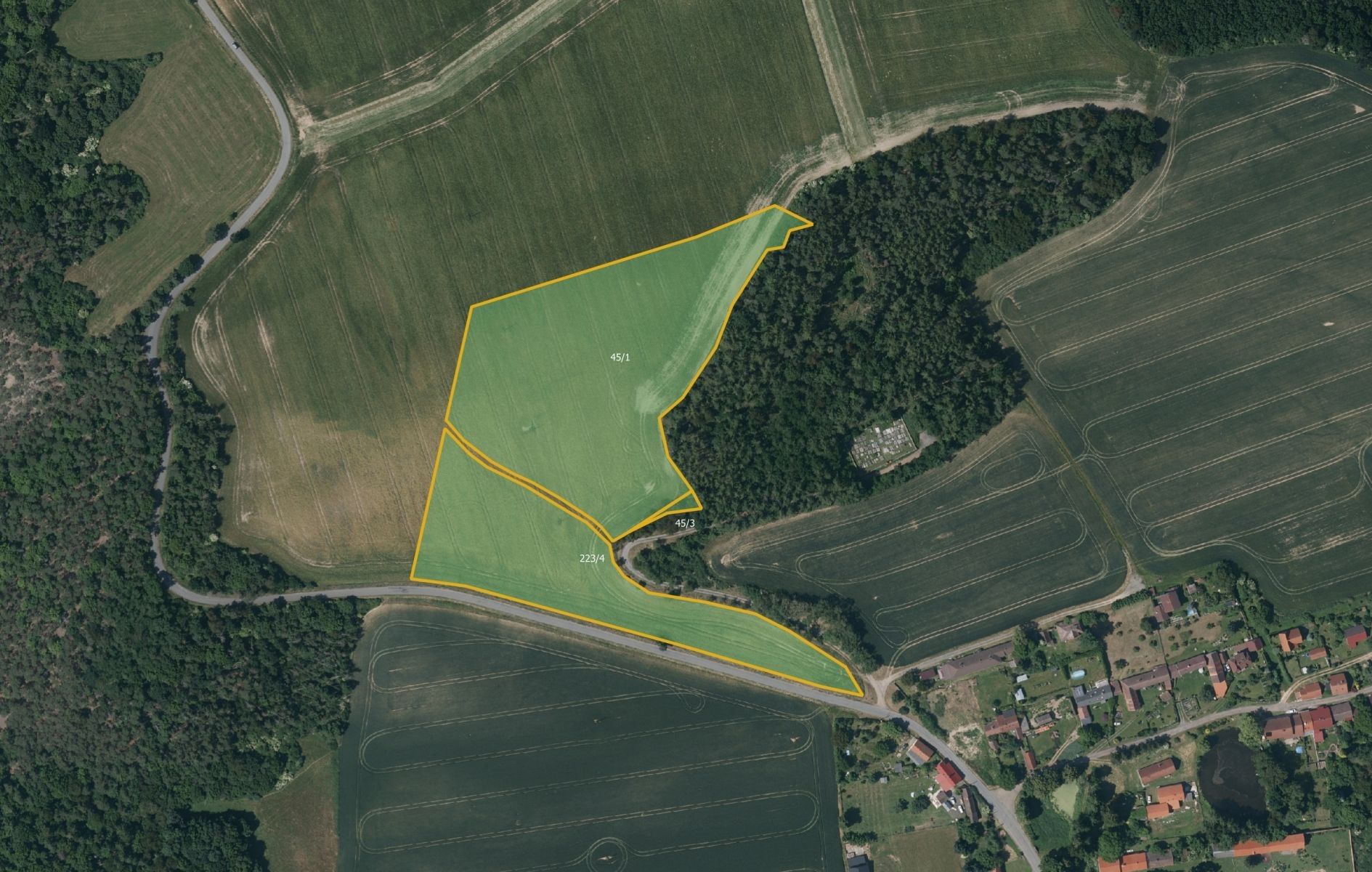 Zemědělský pozemek, 40 574 m²