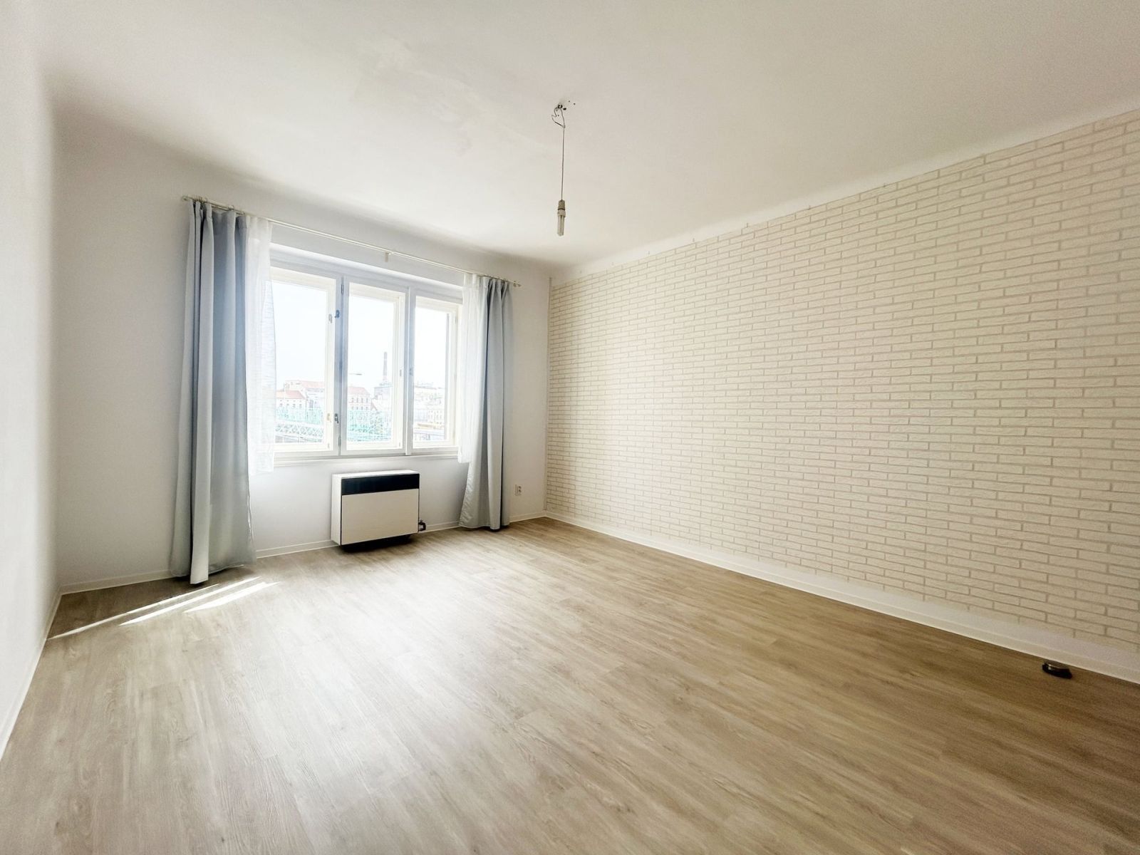 2+kk, Stroupežnického, Praha - Smíchov, 45 m² - 1