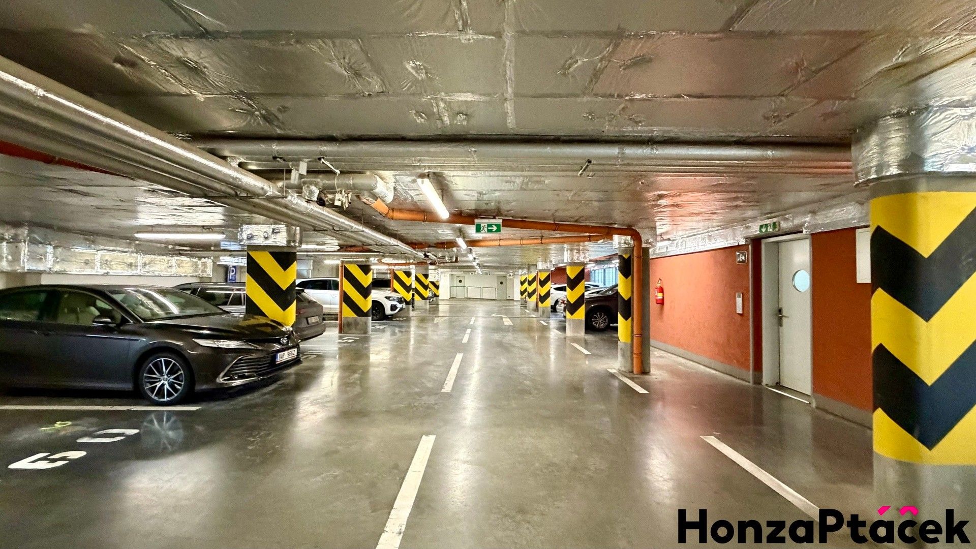 Prodej byt 1+kk - Podle náhonu, Praha, 49 m²