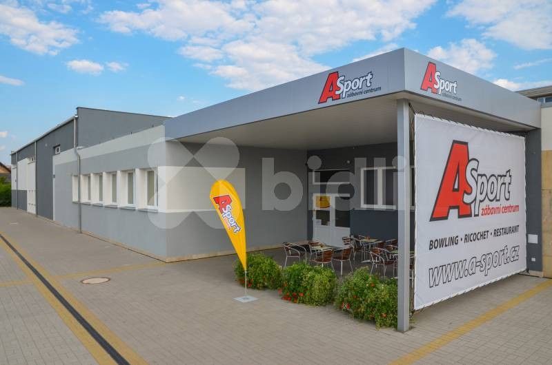 Obchodní prostory, Mrštíkova, Hradec Králové, 2 m²