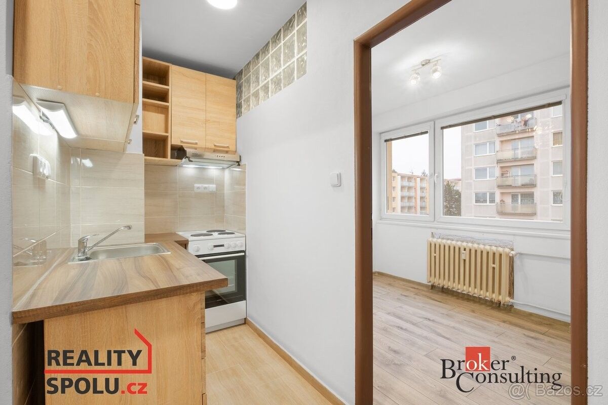 Prodej byt - Kožichovice, 674 01