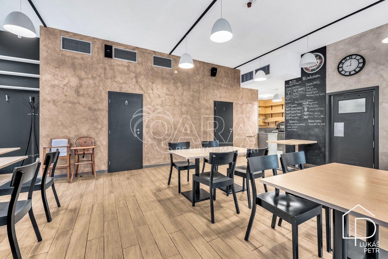 Restaurace, Theinova, Praha, 187 m²