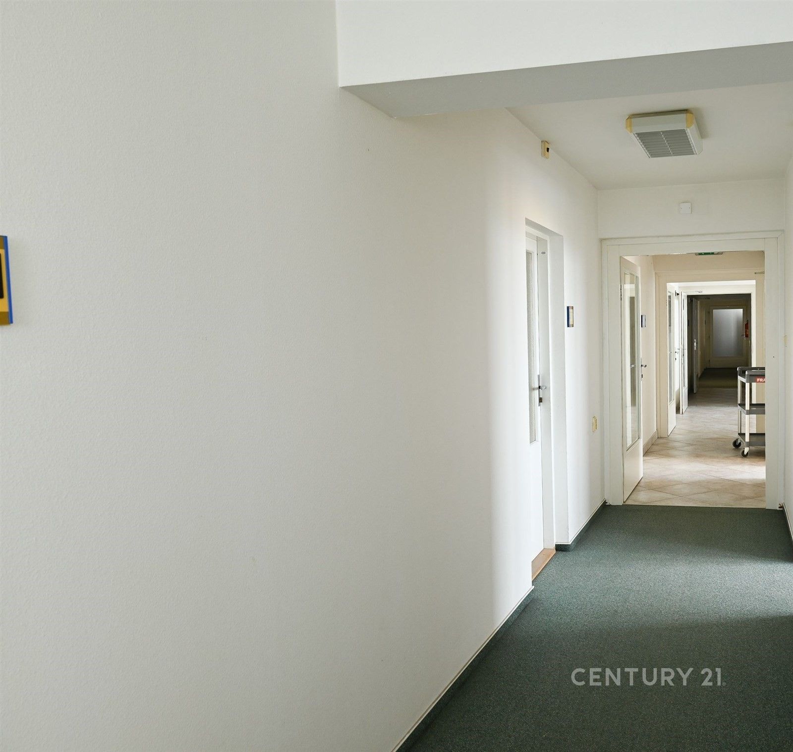 Kancelář · 352 m² · Edvarda Beneše 2438, Plzeň Jižní Předměstí - 4