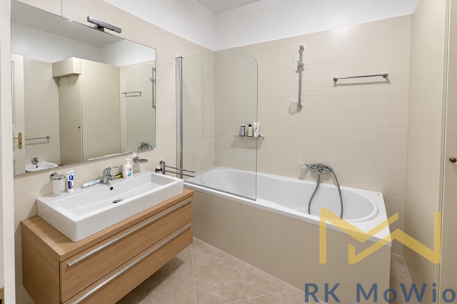 Byt 3+kk · 110 m² · Italská, Praha - 4
