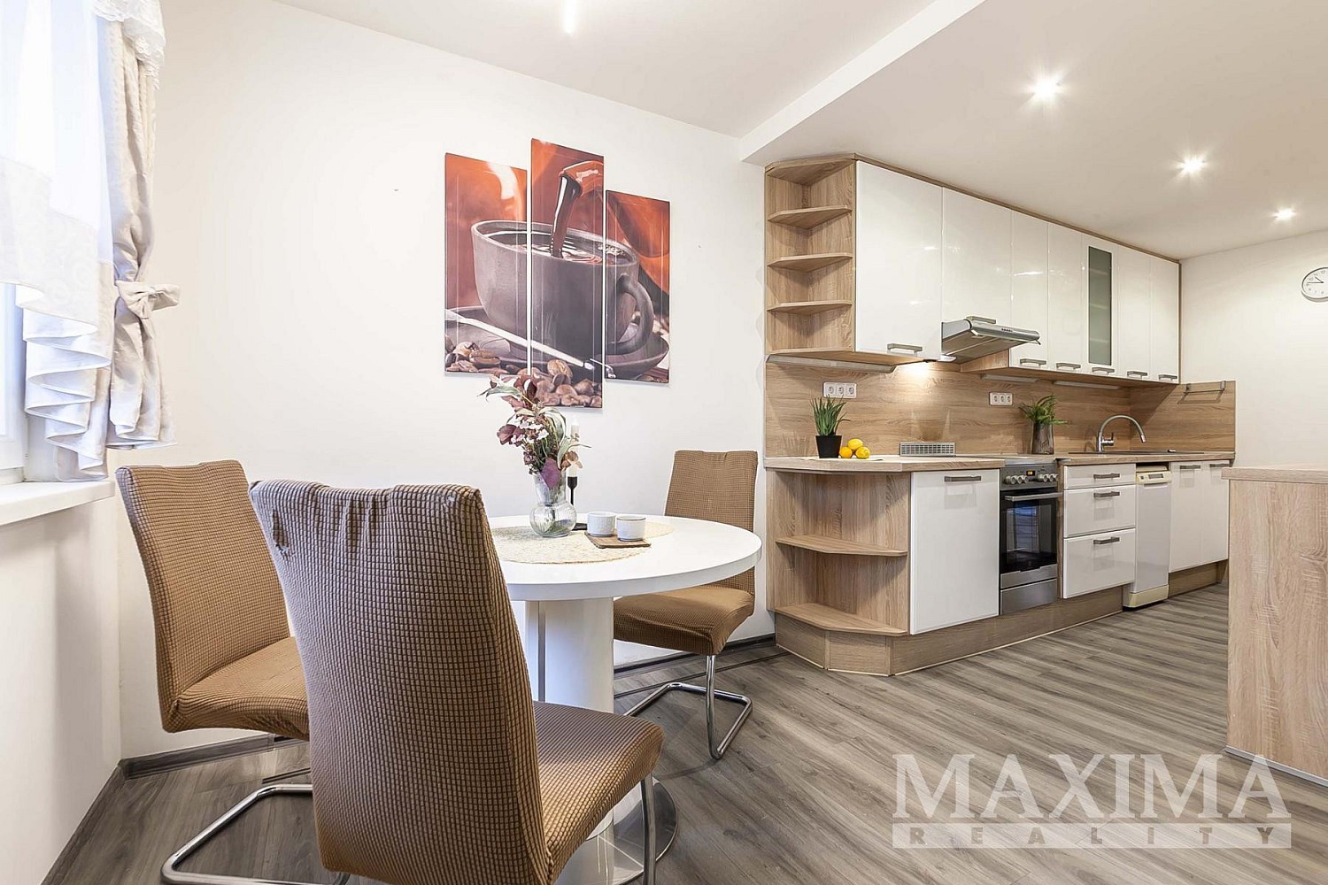 Prodej byt 3+1 - Travná, Praha 9 - Kyje, 88 m² - 5