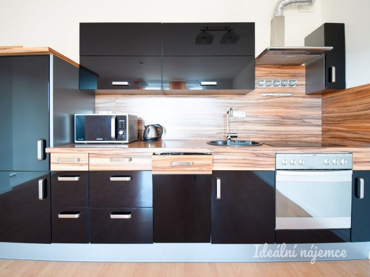 Pronájem byt 2+kk - V Újezdech, Brno, 57 m²