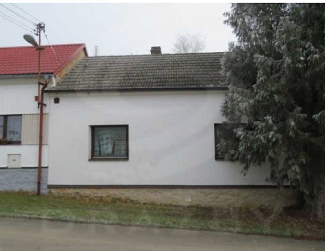 Rodinné domy, Poděvousy, 70 m²