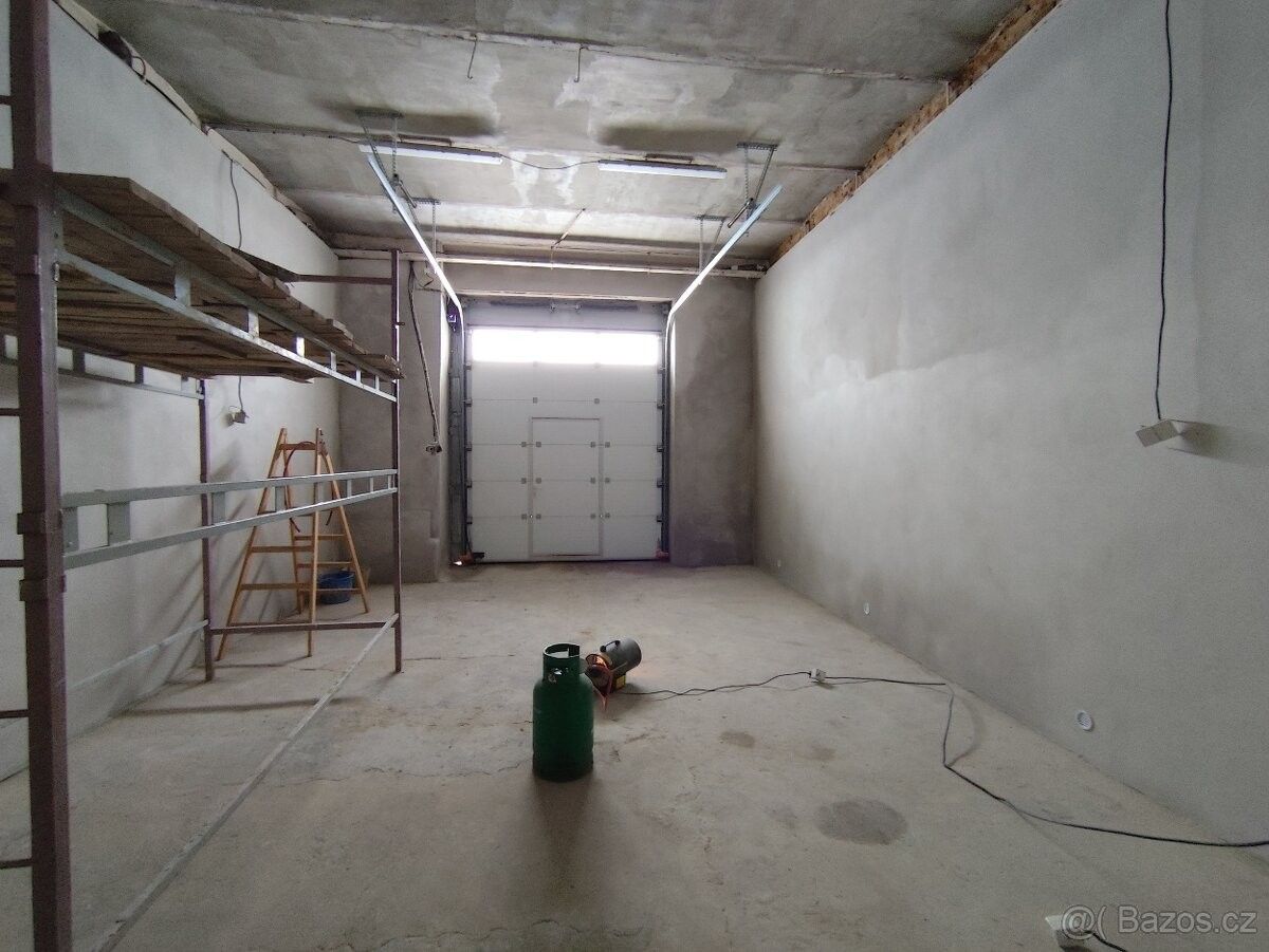 Sklady, Hrotovice, 675 55