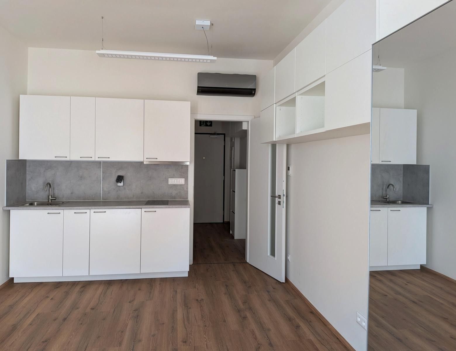 1+kk, Komárovská,Komárov, 28 m² - 2
