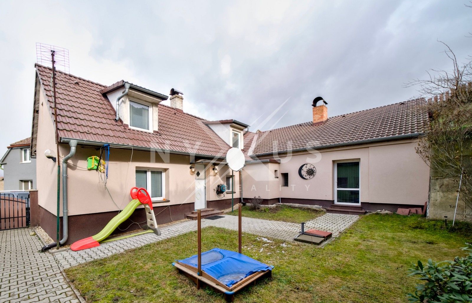 Rodinné domy, Dolánky nad Ohří, 94 m²