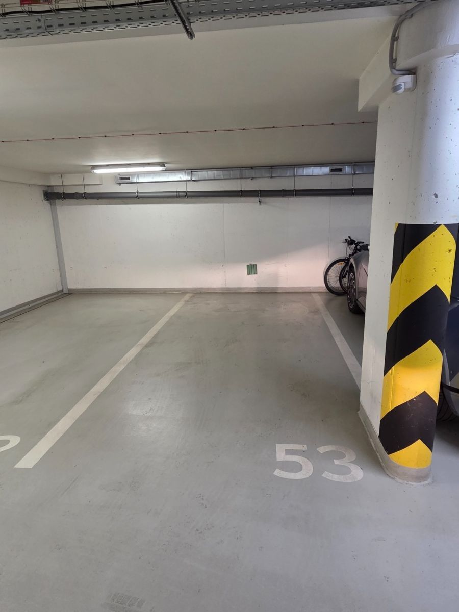 Garáže, U Hranic, Praha - Strašnice, 12 m² - 1