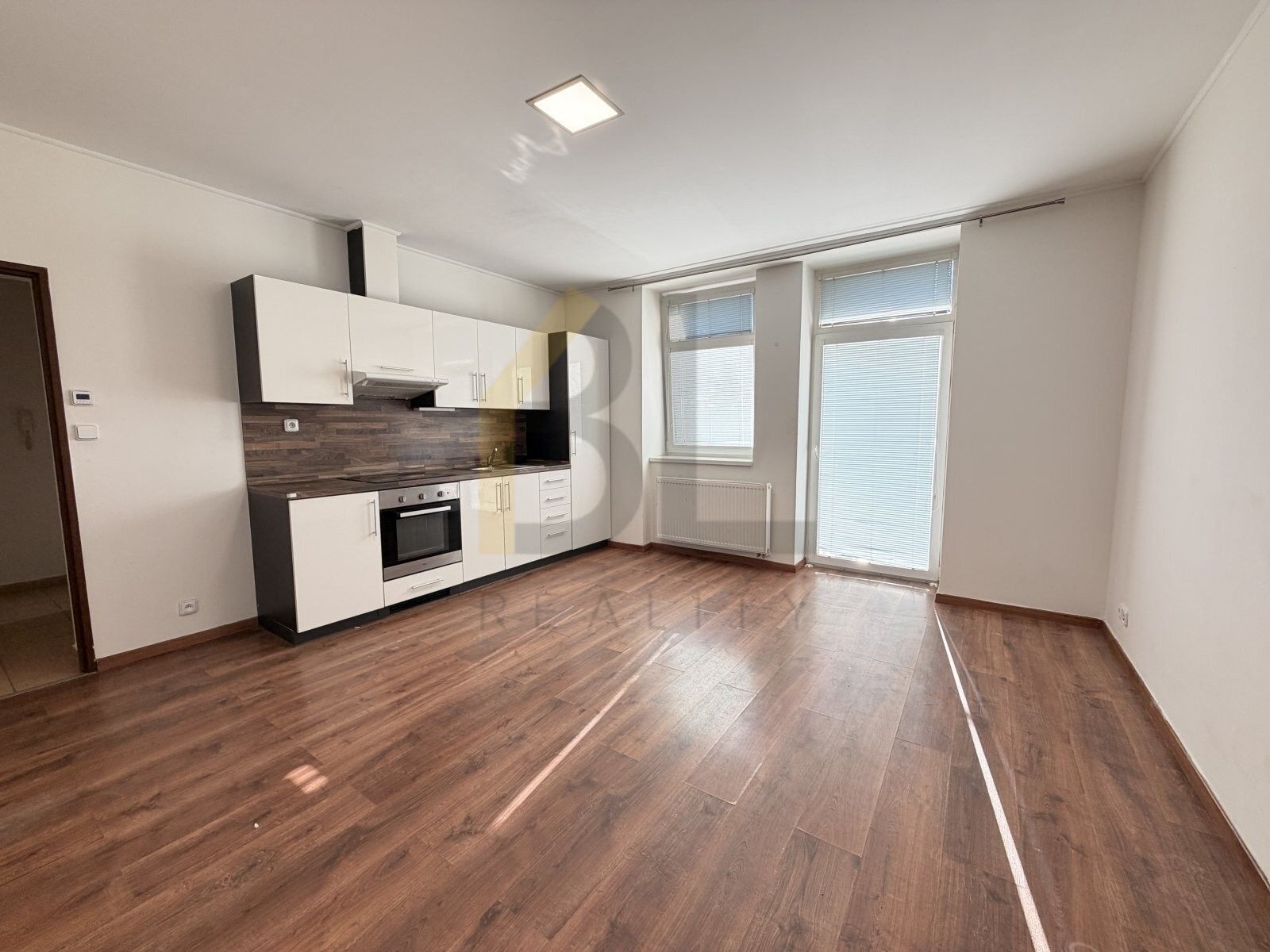 1+kk, Nádražní řádek, Hodonín, 35 m² - 2