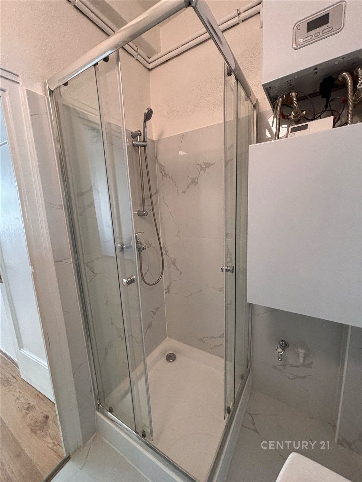 Byt 2+kk · 42 m² · Pivovarnická 1619, Praha Libeň - 3