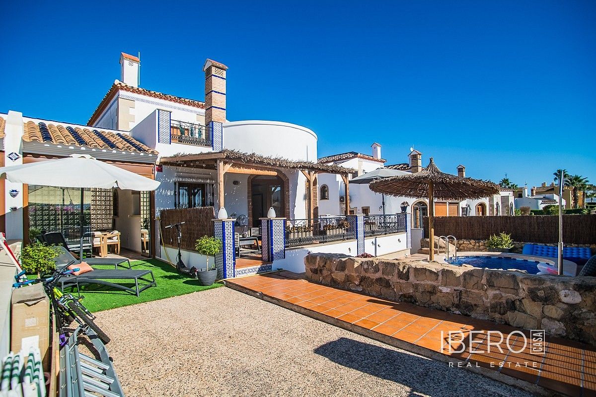 Prodej rodinný dům - Algorfa, ES, 135 m² - 2