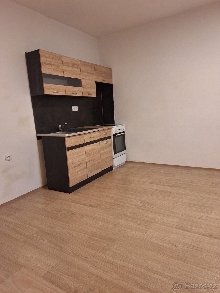 Byty, Vejprnice, 330 27