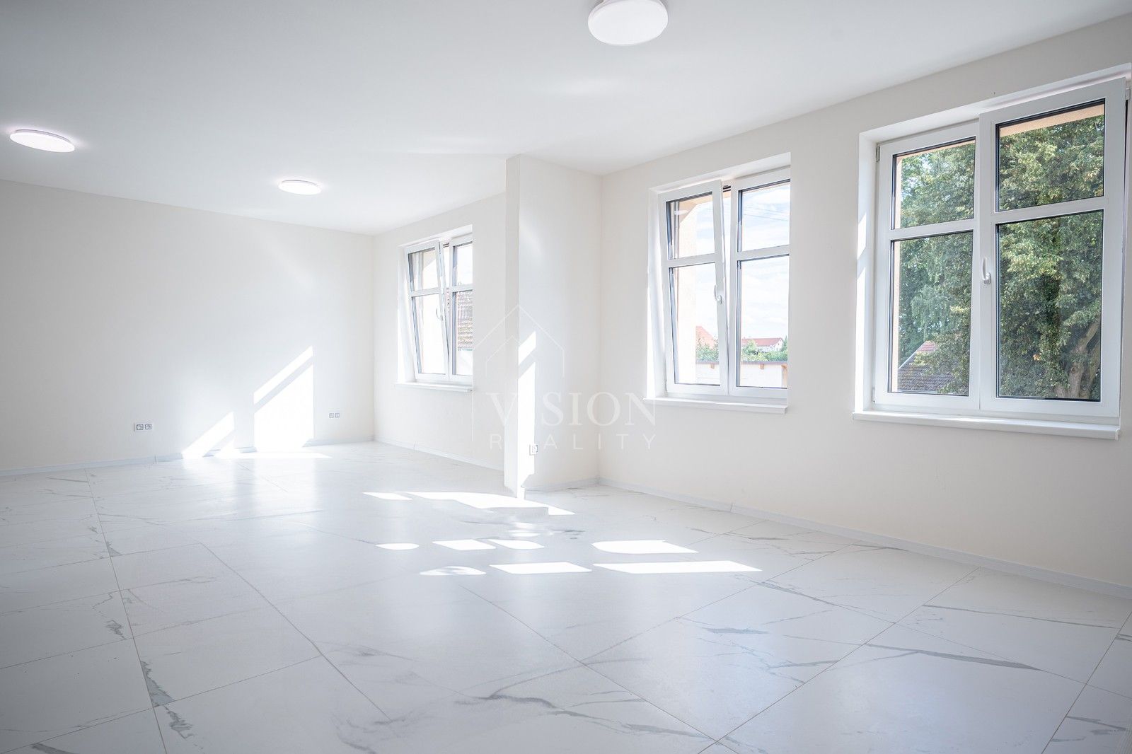 Prodej kancelář - Slapy, 230 m²