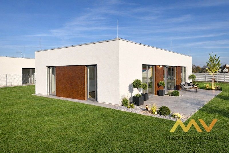 Rodinné domy, Milana Morávka,Svobodné Dvory,Hradec Králové, 121 m²