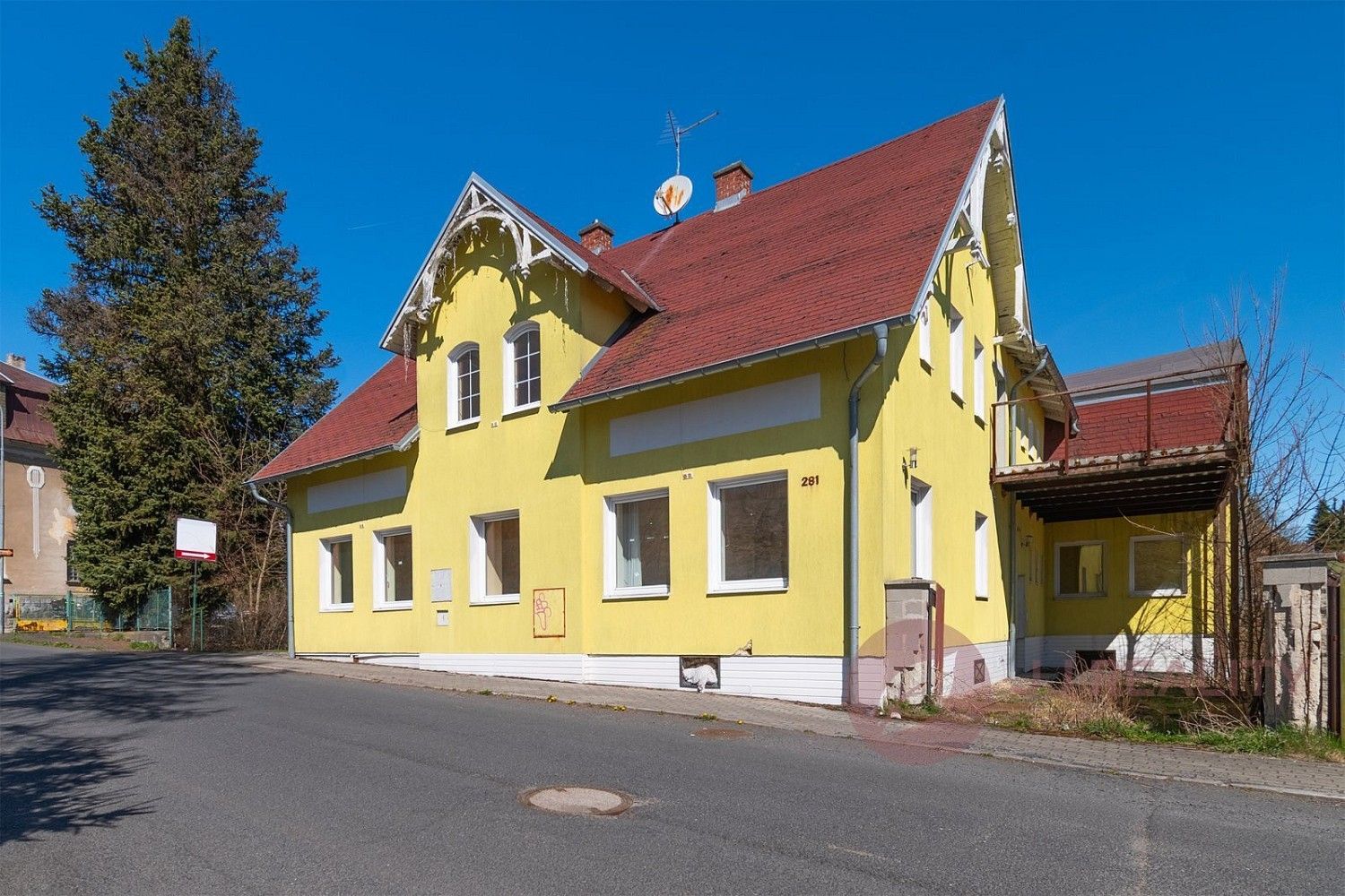 Ubytovací zařízení, 1 400 m²
