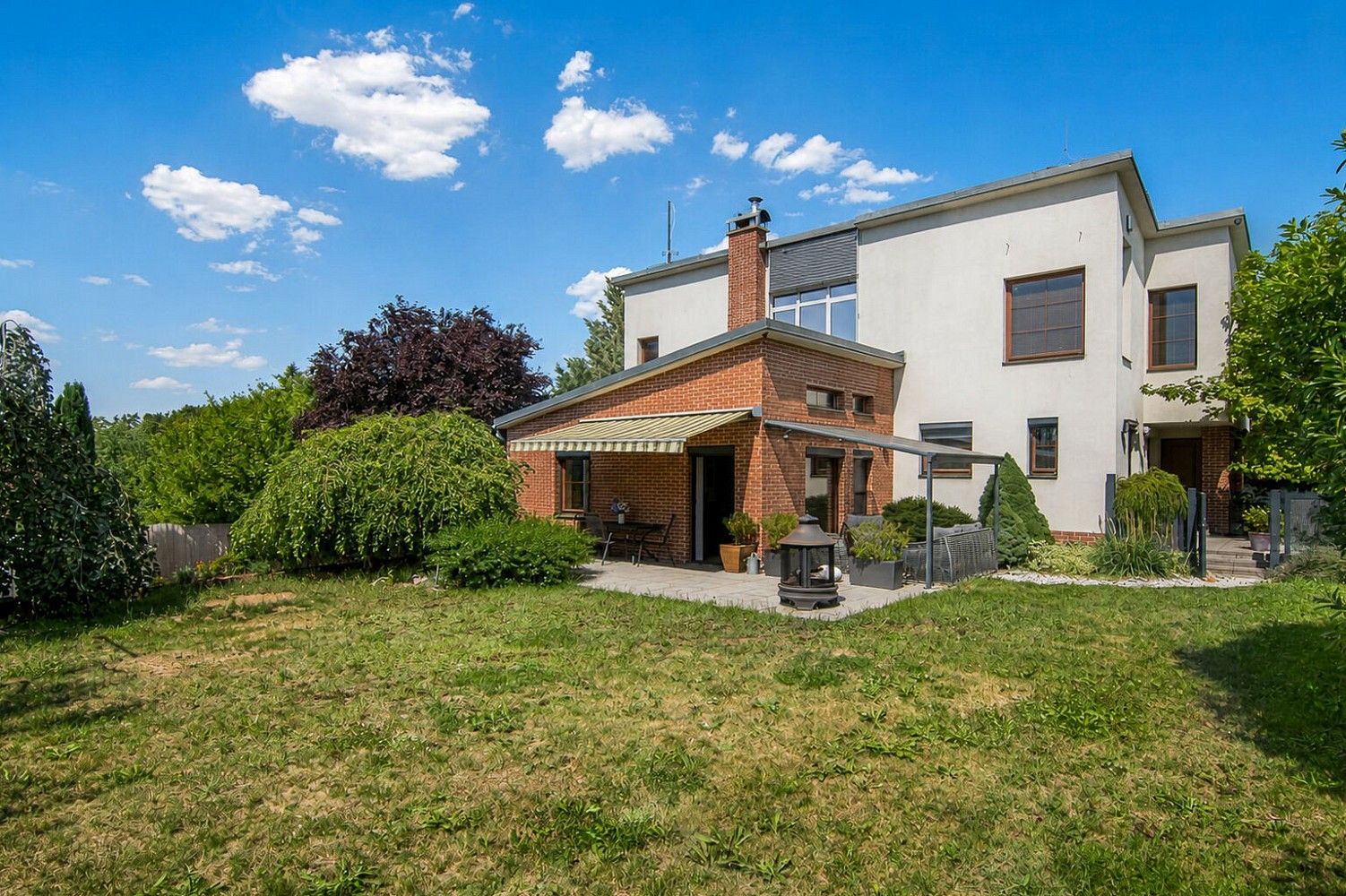 Prodej rodinný dům - Praha - Lipence, okres Praha 16, Hlavní město Praha, 258 m² - 1