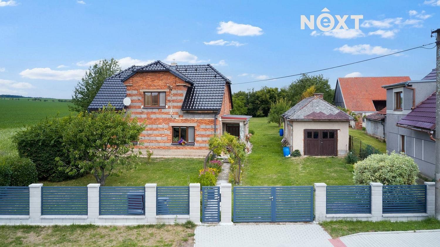 Rodinné domy, Hlušice - Hlušičky, okres Hradec Králové, Královéhradecký kraj, 100 m² - 1