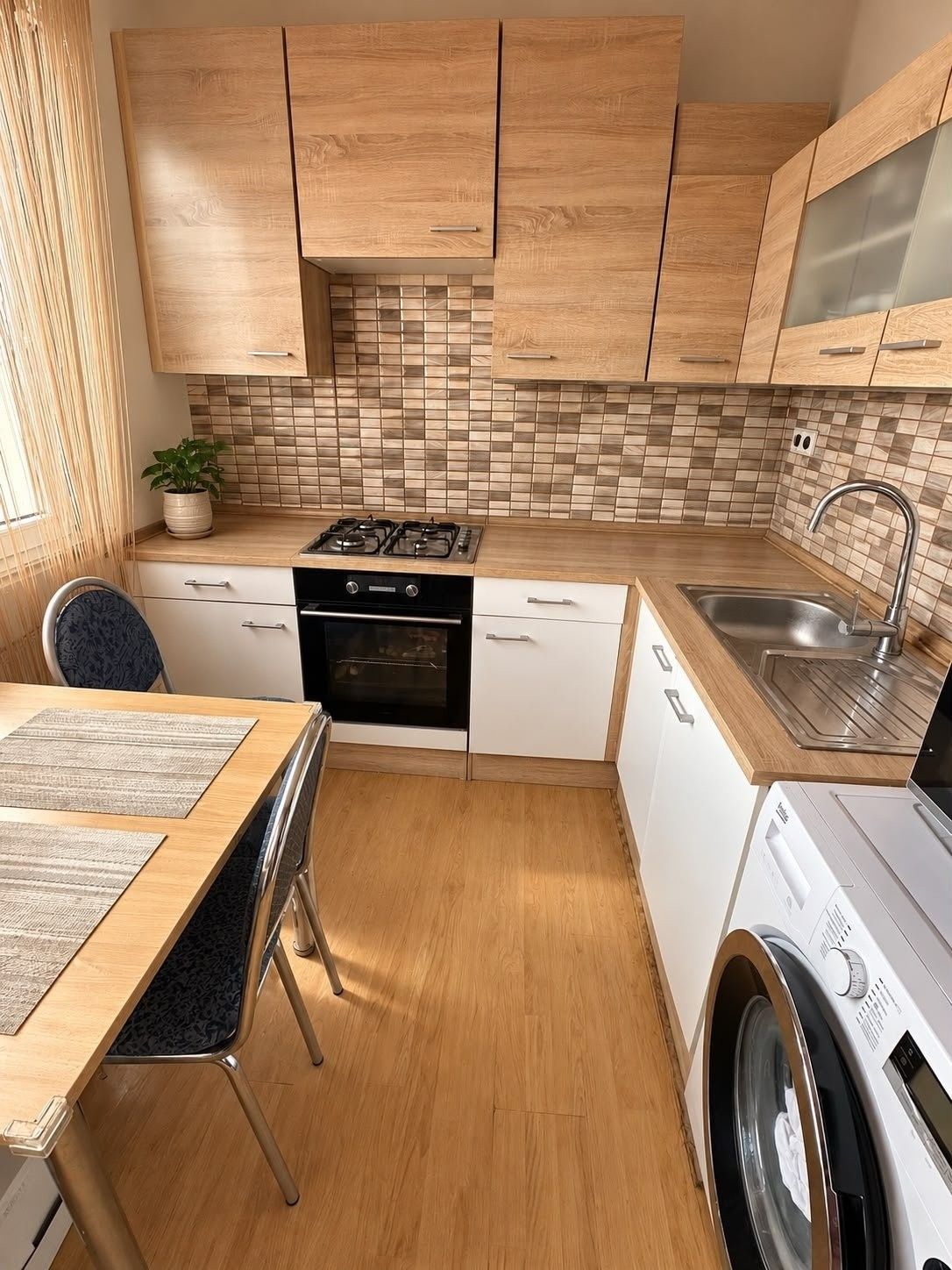 Prodej byt 1+1 - Ledecká, Plzeň Bolevec, 30 m² - 1