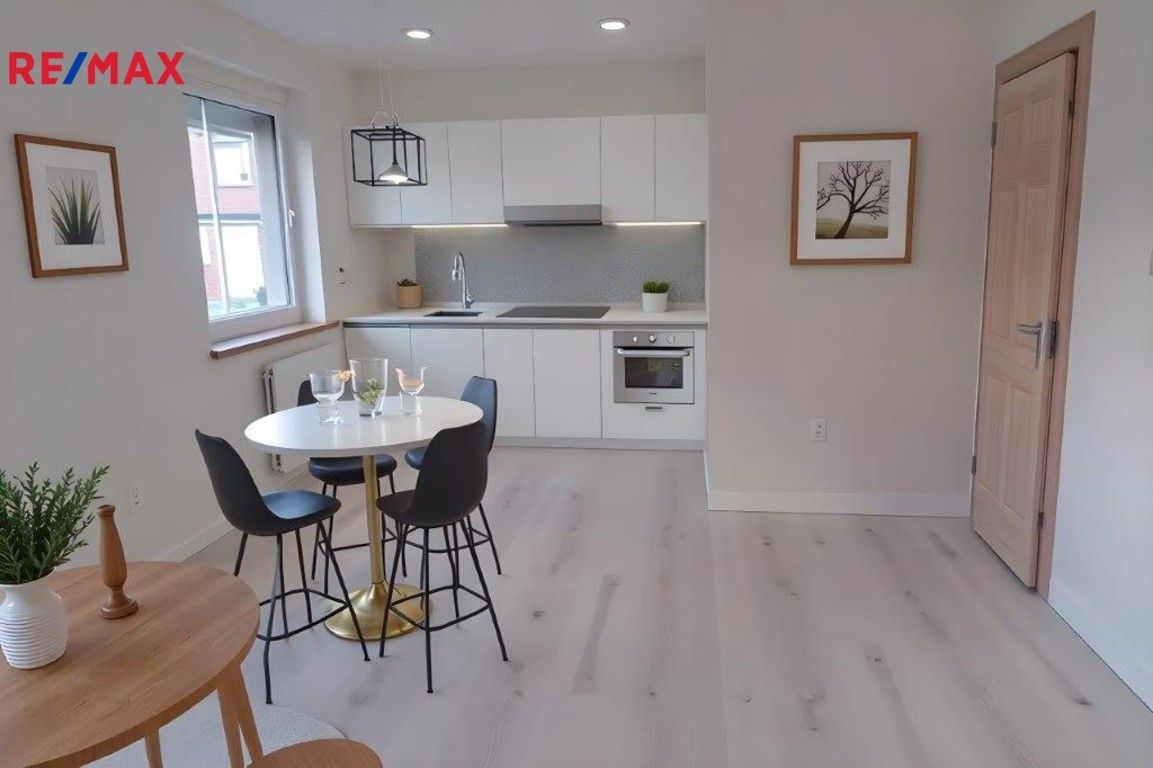 2+kk, Čakovická, Praha, 53 m²