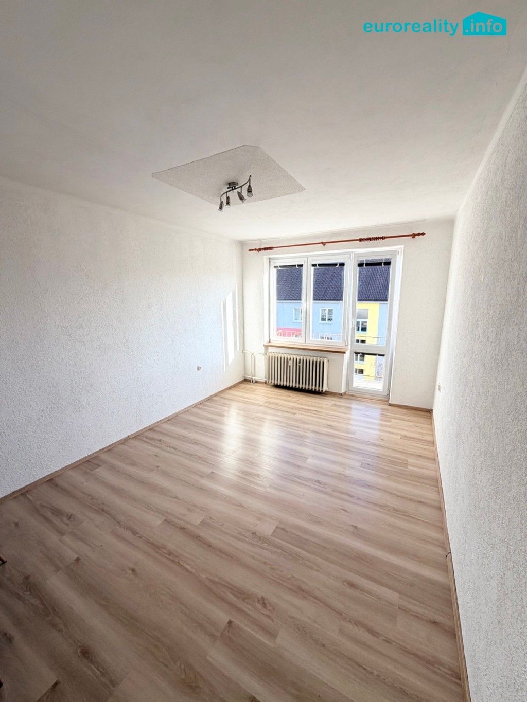 Pronájem byt 2+1 - Pod Svahem, Tachov, 60 m² - 1