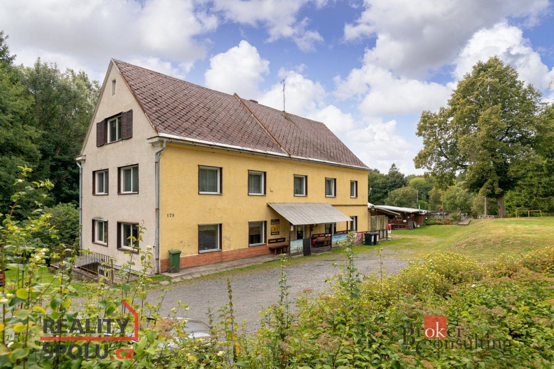 Ubytovací zařízení, Horní Město, 650 m²