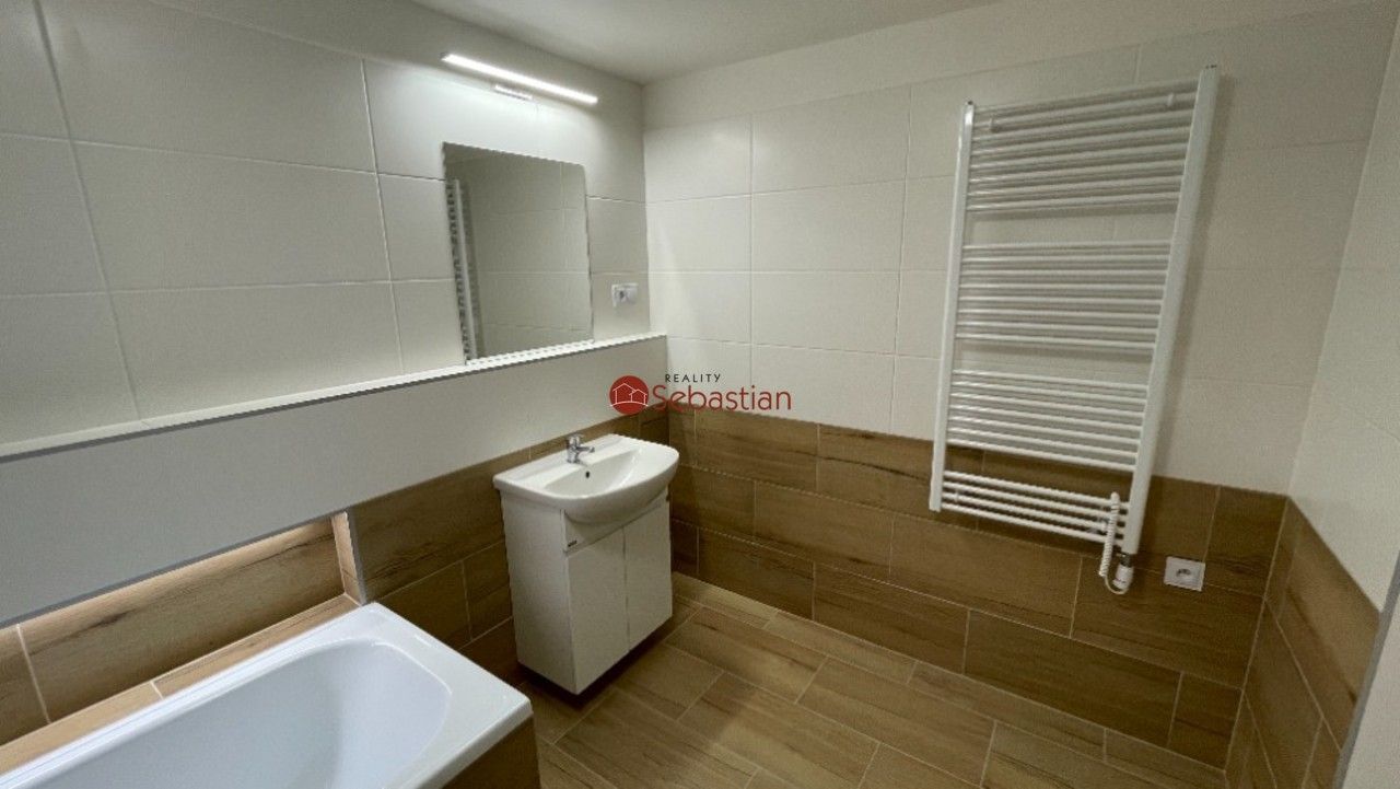 Pronájem byt 2+kk - Antonína Sochora, Teplice, 49 m² - 5